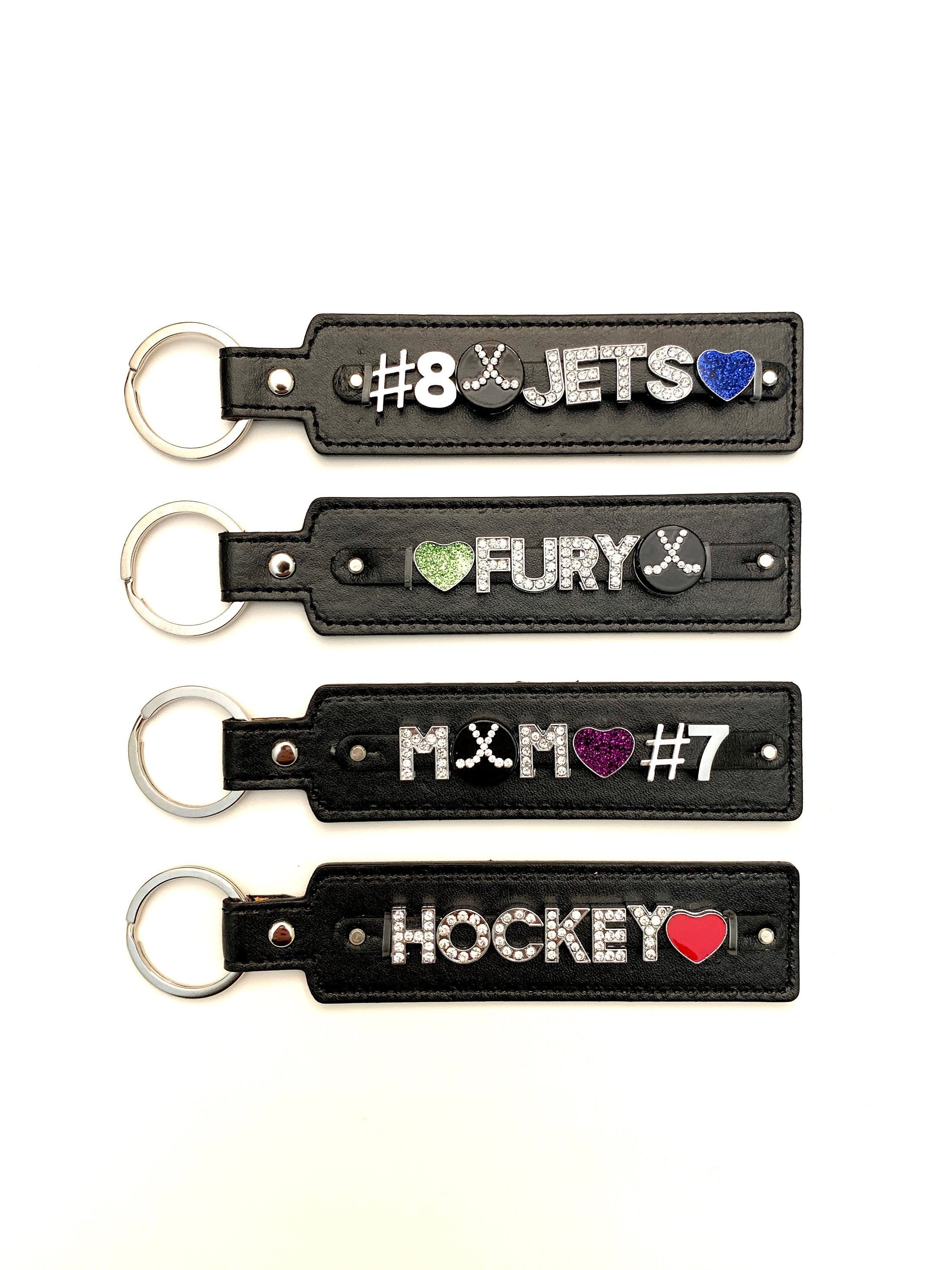 Luxshiny 2pcs Hockey Keychain Unique Hockey Player Key Ring Pendant