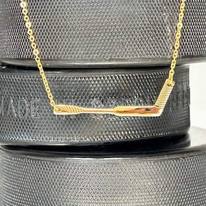 Hockey Necklace for Women, Goalie Mom Necklace, Gold Hockey Jewelry for her, Hockey Gifts for Girls, Hockey Mom Necklace, Goalie Girl SWAG