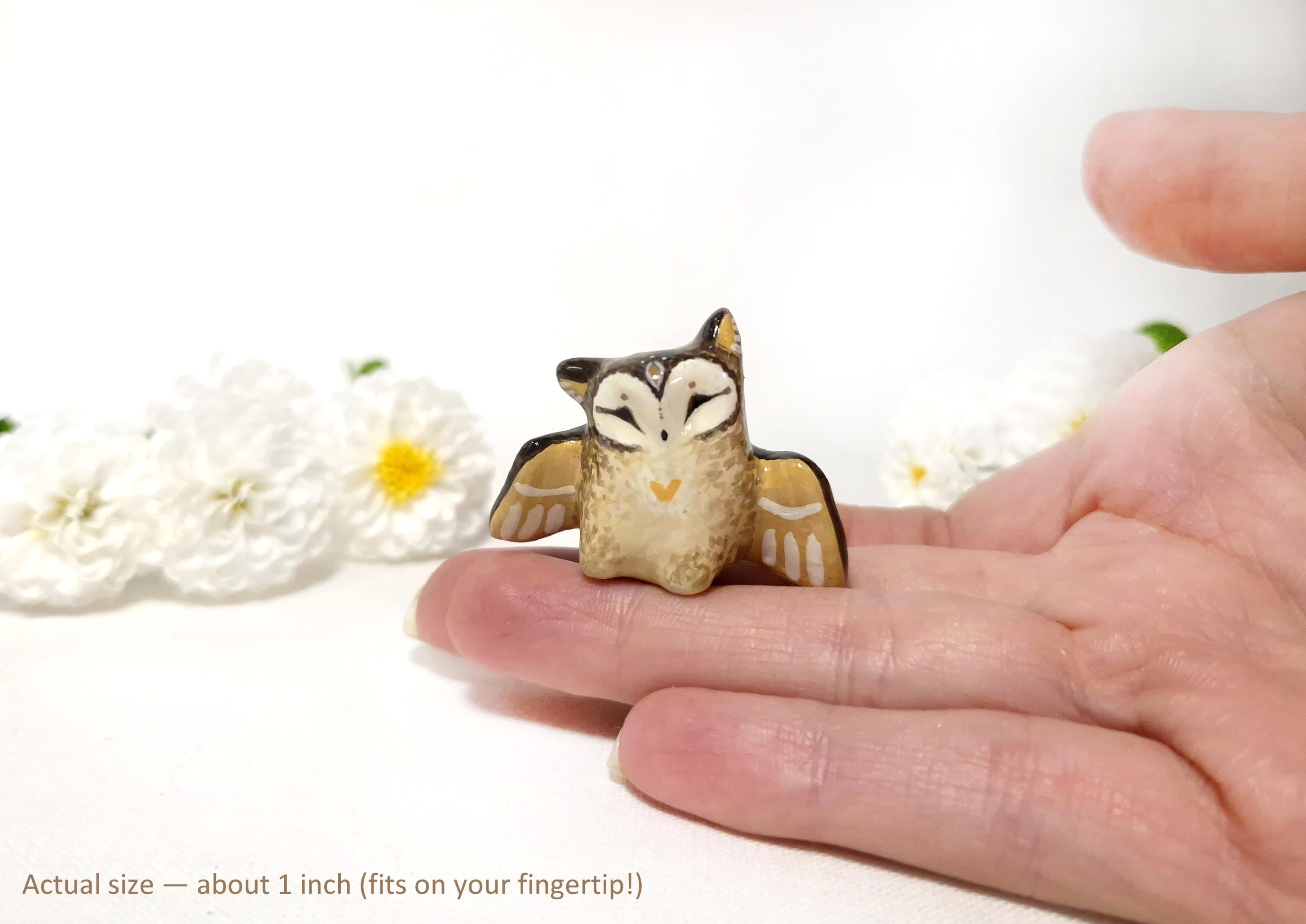 Curious Owl Figurine – Tiny Clay Sculpture – Miniature Bird Totem – Small Handcraf