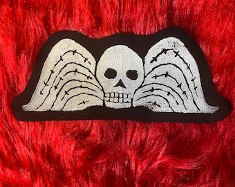 PATCH // MEMENTOMORI // toppa in tela stampata a blocchi da cucire