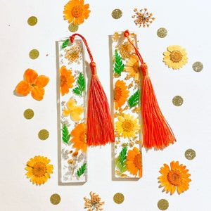 Pressed Flower Resin Bookmark, gift idea, gift for her, botanical gift, floral bookmark image 5