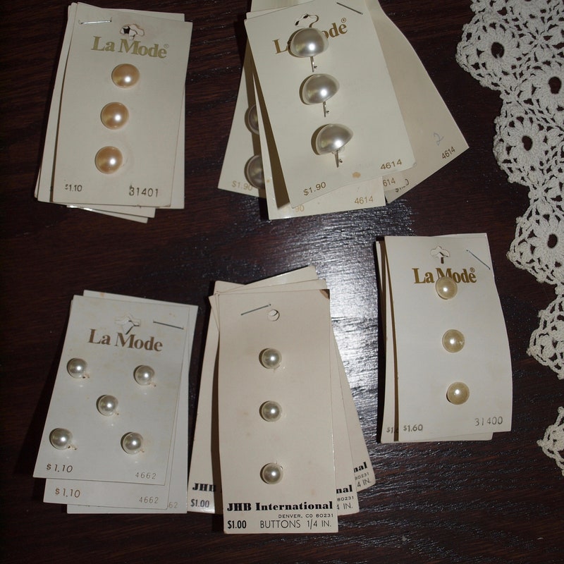 La Mode Buttons - Etsy