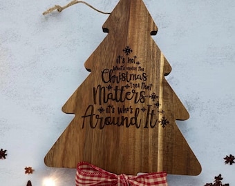 Engraved Christmas Tree Cutting Board: Holiday Kitchen Decor