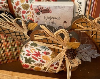 Wooden Acorn Shelf Decor, Acorn Decor, Autumn Decor, Fall Decor, Thanksgiving, Plaid Acorn, Tiered Tray, Tabletop Decor, Harvest Decor