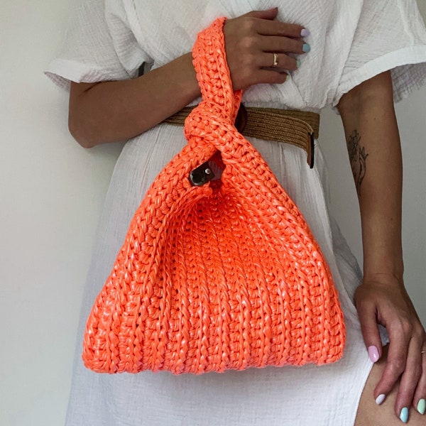 Summer wrist bag, metallic raffia bag, holiday handbag, handmade minimal pouch bag