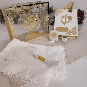 Luxry special Acrylic Quran Box Prayer rug set,Islamic Gift Set , Quran Favors,Prayer Gift Set,Islamic Gifts ,Islamic Wedding Gift
