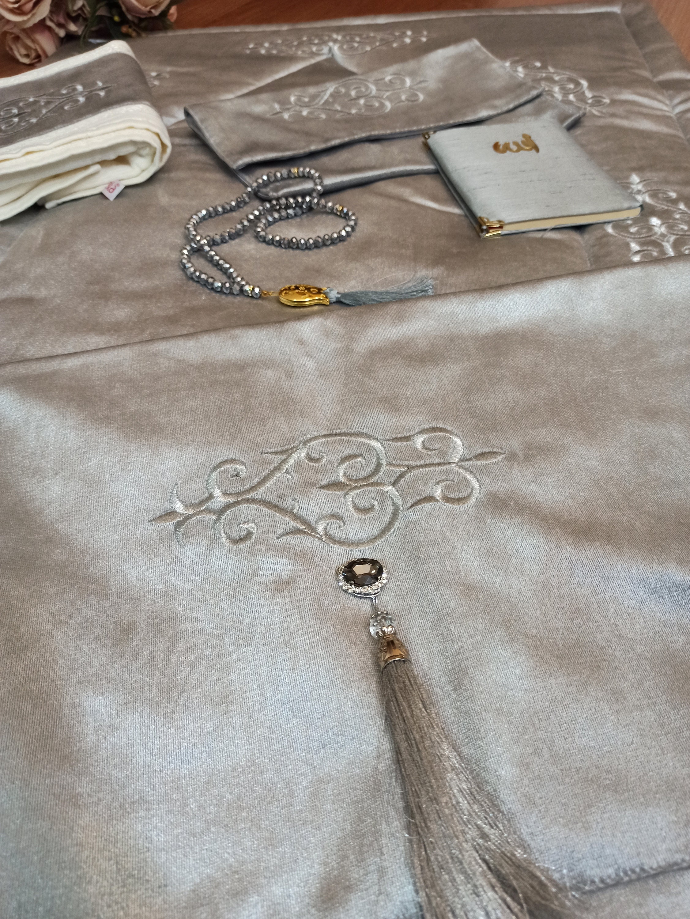 Islamic prayer set Islamic Gift Set Prayer Mat Quran Etsy