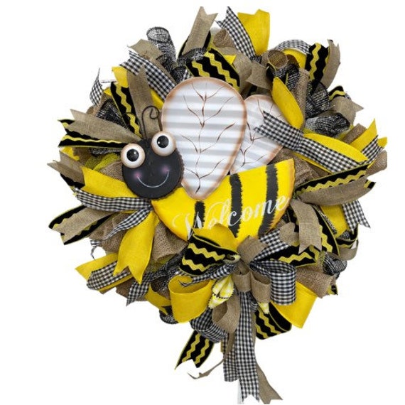 Home Décor Wreaths & Door Hangers Bumblebee Everyday front door decor