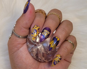 Game On Set | Press On Nails | NFL Inspired | Football Nail Art | Sports Themed