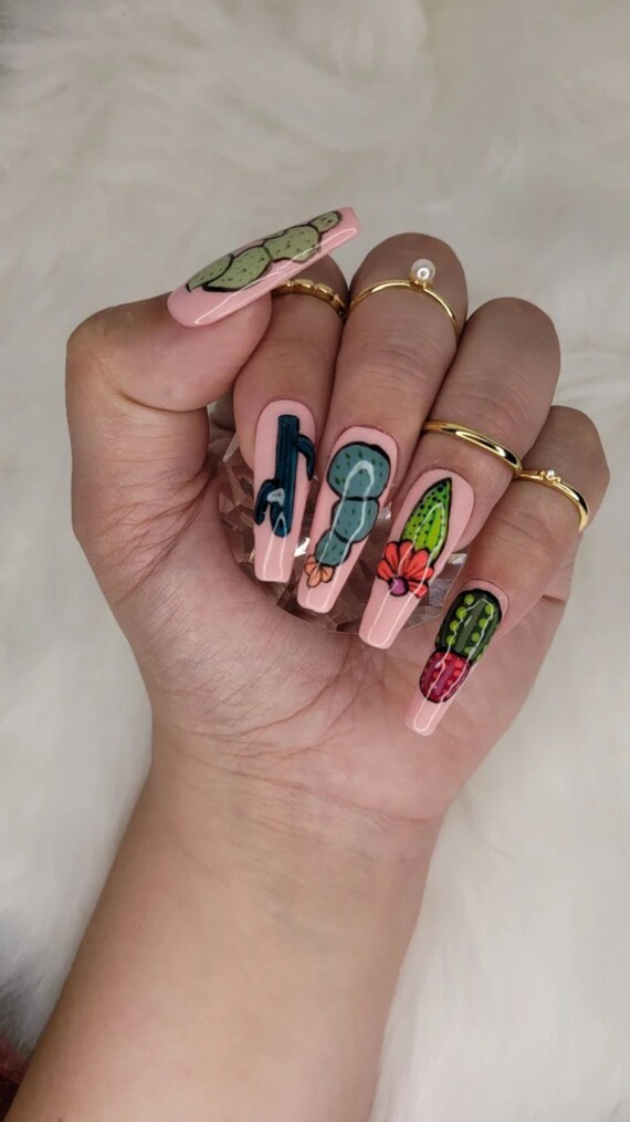 touch and glow nails