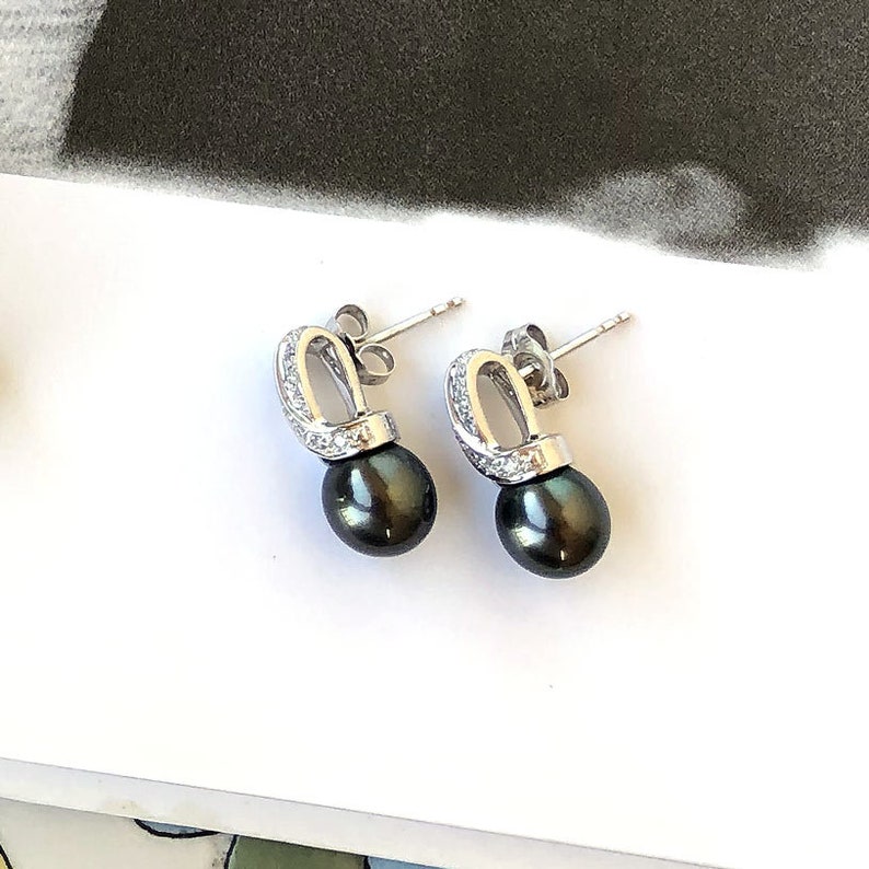 14k White Gold REAL Tahitian Pearl 8mm Diamond Earrings Push Back / Dainty and Delicate / Matching set avalible / Great Gift For Her zdjęcie 2