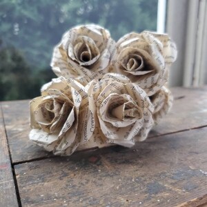 6 Paper Roses, Book Page Flowers, Bookish Wedding Decor, Paper ...