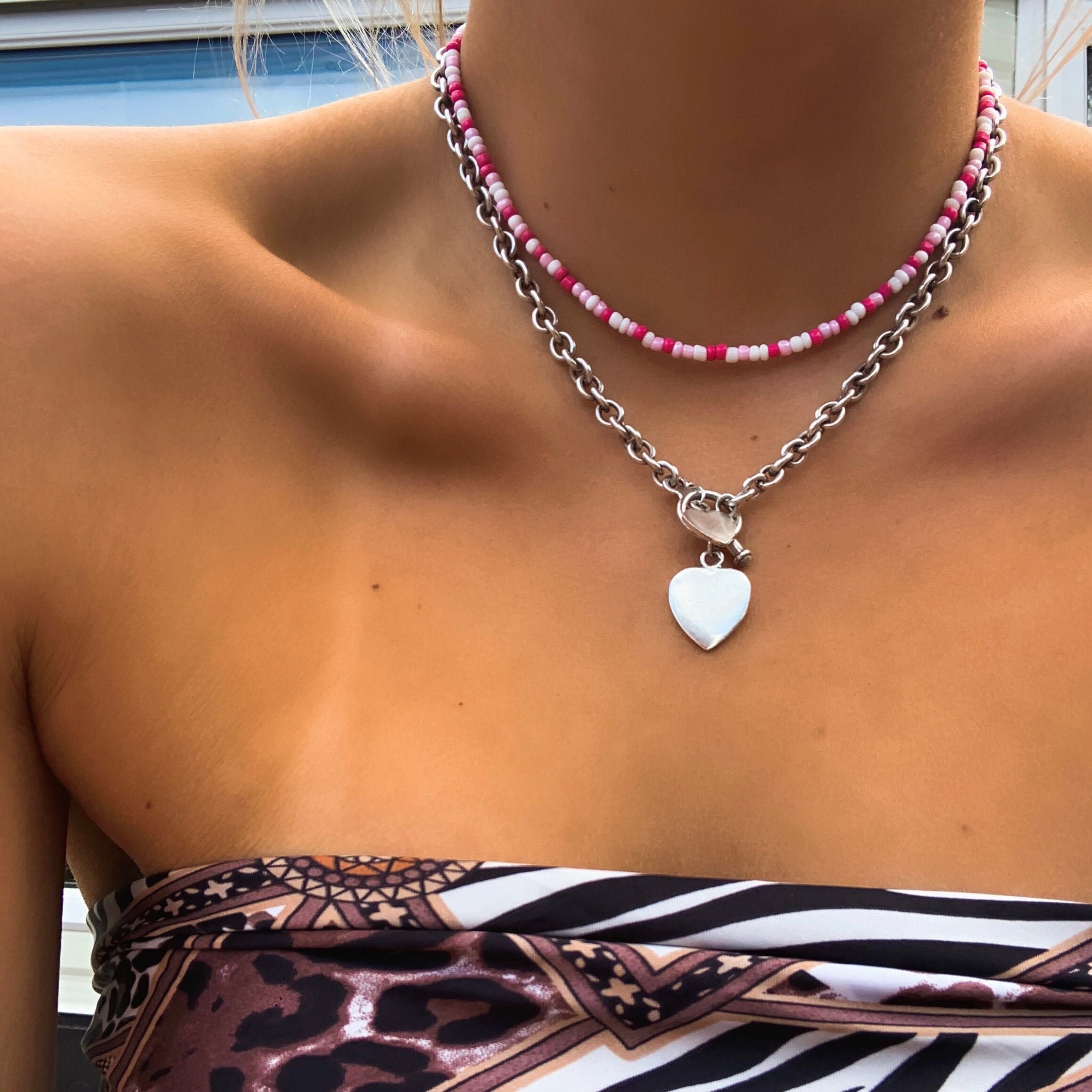 Y2K STYLE BEADED NECKLACE- handmade white, baby pink and hot pink