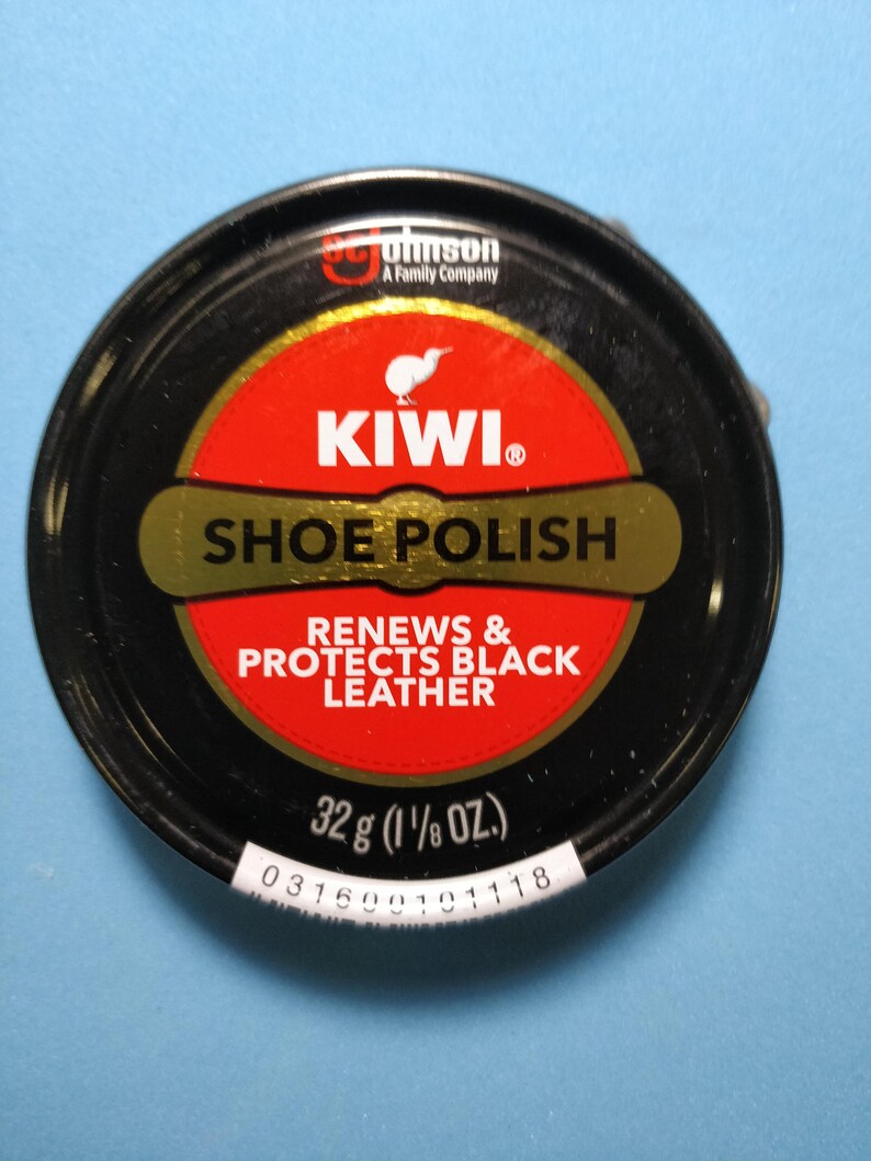 polish boots with kiwi