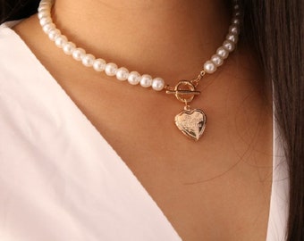 Pearl necklace with gold locket Clearance