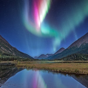 Alaskan Northern Lights - Stunning Landscape of the Aurora Borealis over Tern Lake on the Kenai Peninsula