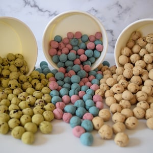 Floppin’ Dots | 100% Organic and Healthy Treats for Rabbits, Guinea Pigs & Other Small Pets MULTI PACK - PICK 3