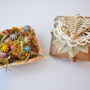 Meadow Forage/Treat Toy | Natural, Safe, Non-Toxic, Handmade Chew Toy | Organic Blend of Flowers & Herbs | Mimics Natural Foraging Instinct