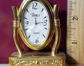 Battery Desk Clock Etsy