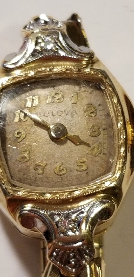 Vintage Bulova 10K Gold filled wristwatch - runs