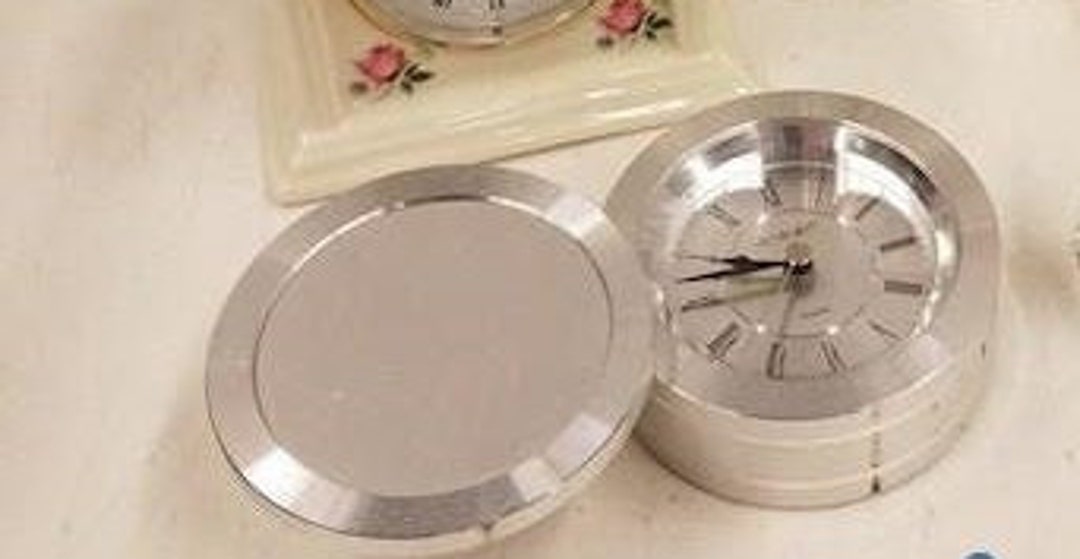 Preowned Danbury Metal Quartz Round Slide Cover Desk Clock Etsy