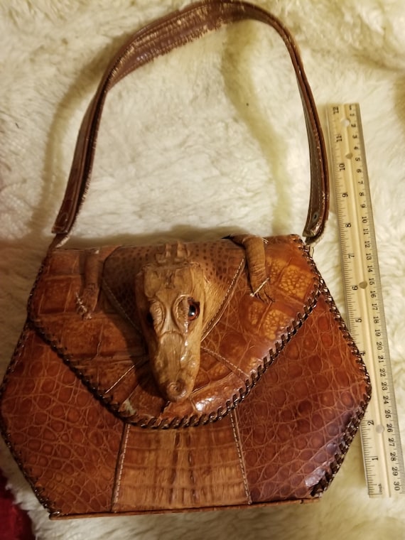 Swamp People Lizard Crocodile Hunter Dundee Vintage Alligator Gator Skin  Leather Hide Purse Head Teeth Claws Glass Eyes Bag - Nice Condition - Strap  is broken | High Quality Designer Auction Mid