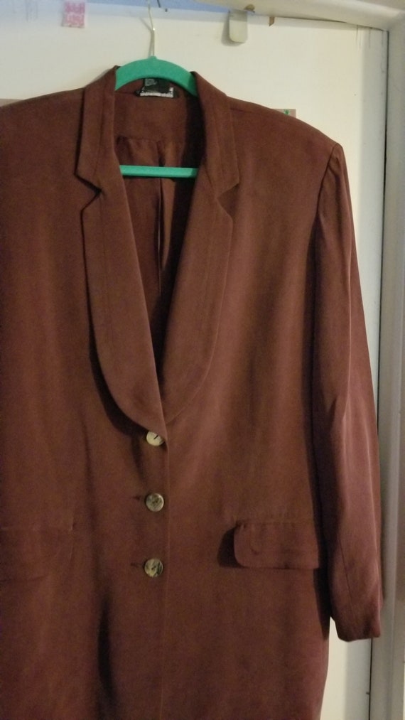 Woman Silk Business Suit "Due per Due" size 16 wit