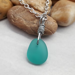 Green Sea Glass Pendant Necklace - Green Sea Glass - Beach Jewelry - Beach Glass Necklace Jewelry - Beach Glass Necklace - Silver Necklace