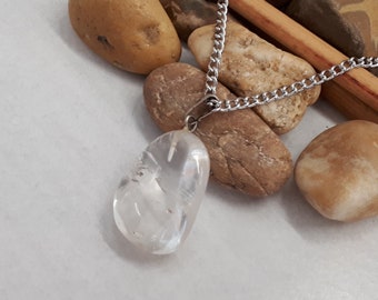 Collar colgante de cuarzo transparente - joyería de cuarzo transparente natural - collar de cuarzo transparente para mujeres - collar de piedra de nacimiento de cuarzo - encanto claro