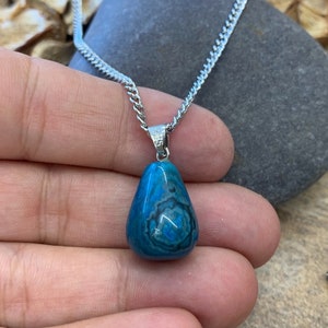 Blue Onyx Pendant / Blue Onyx Necklace / Blue Onyx Crystal Necklace / Raw Crystal charm / Gift for Her mom / Anxiety Jewelry for protection