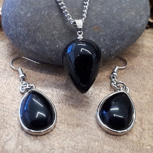 Black Tourmaline Necklace • Tourmaline stone pendant • Minimalist Raw Black tourmaline pendant • Sterling silver Tourmaline quartz jewelry
