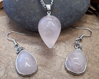 Rose Quartz crystal jewelry set • Quartz Jewelry Set • Real Rose Quartz necklace • rose quartz gift  • Rose quartz necklace and earrings set