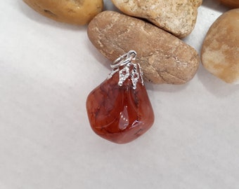 Carnelian Pendant Necklace - Natural Carnelian Jewelry - Carnelian Crystal Necklace for Women - Carnelian Charm - Birthstone Necklace