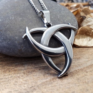 Trinity Knot Pendant Necklace, Celtic Jewelry set, Trinity Pendant knots, Irish Knot, Trinity amulet Knots, Trinity Necklace Bridal gift set
