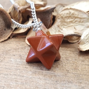 Red Jasper Star Nackalce - Colgante de collar Merkaba - Collar colgante de cristal para mujer - Colgante Red Jasper Merkaba - Joyería Red Jasper