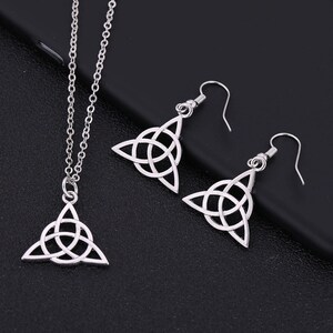 Trinity Knot Earrings Irish Studs Sterling Silver Trinity Earrings, Sterling silver Knot Earrings, Silver Celtic Earrings, Celtic Jewelry