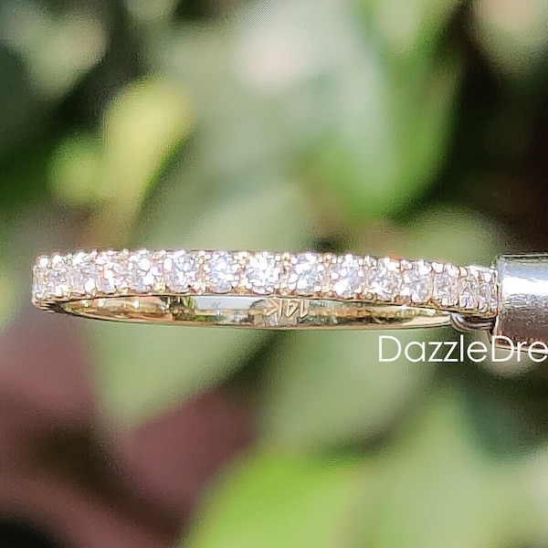 2,00 mm rond geslepen kleurloze moissaniet trouwring, 3/4 eeuwigheid diamant geelgouden band, bijpassende verlovingsband vrouw, bruidsringset