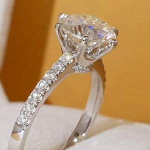 2Ct Moissanite Ring, Round Brilliant Cut Wedding Ring, Stimulant Diamond Ring, Round Solitaire Ring, Pave Set Diamond Ring, CZ Diamond Ring