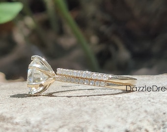 14Kイエローゴールドラウンドダイヤモンドシミュレートキュービックジルコニアスタッドイヤリング3プロングマティーニ(1 1/4カラ 並行輸入品 3カラットラウンドシミュレーテッドダイヤモンドリングセット：14K