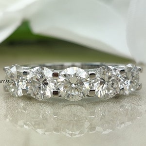 5 Stone Moissanite Wedding Ring, 2.60 CT 5 Round Diamond Engagement Ring, Multi Stone Ring, 14K White Gold 5 Stone Ring, 5 CZ Diamond Ring