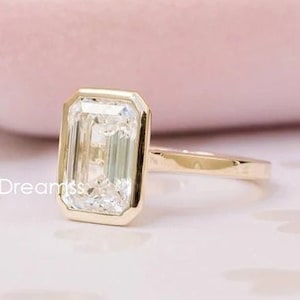 10x8MM Emerald Cut Moissanite Bezel Wedding Ring, 3.60CT Emerald Diamond 14K Yellow Gold Bezel Ring, Bezel Set Solitaire Ring, Propose Ring