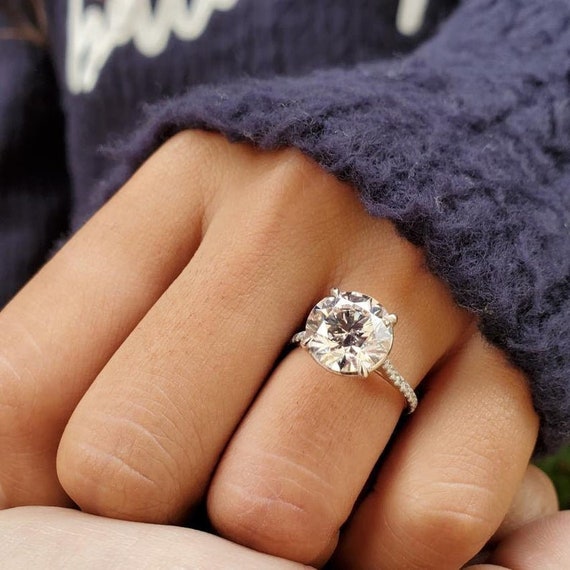 Round Solitaire Engagement Ring