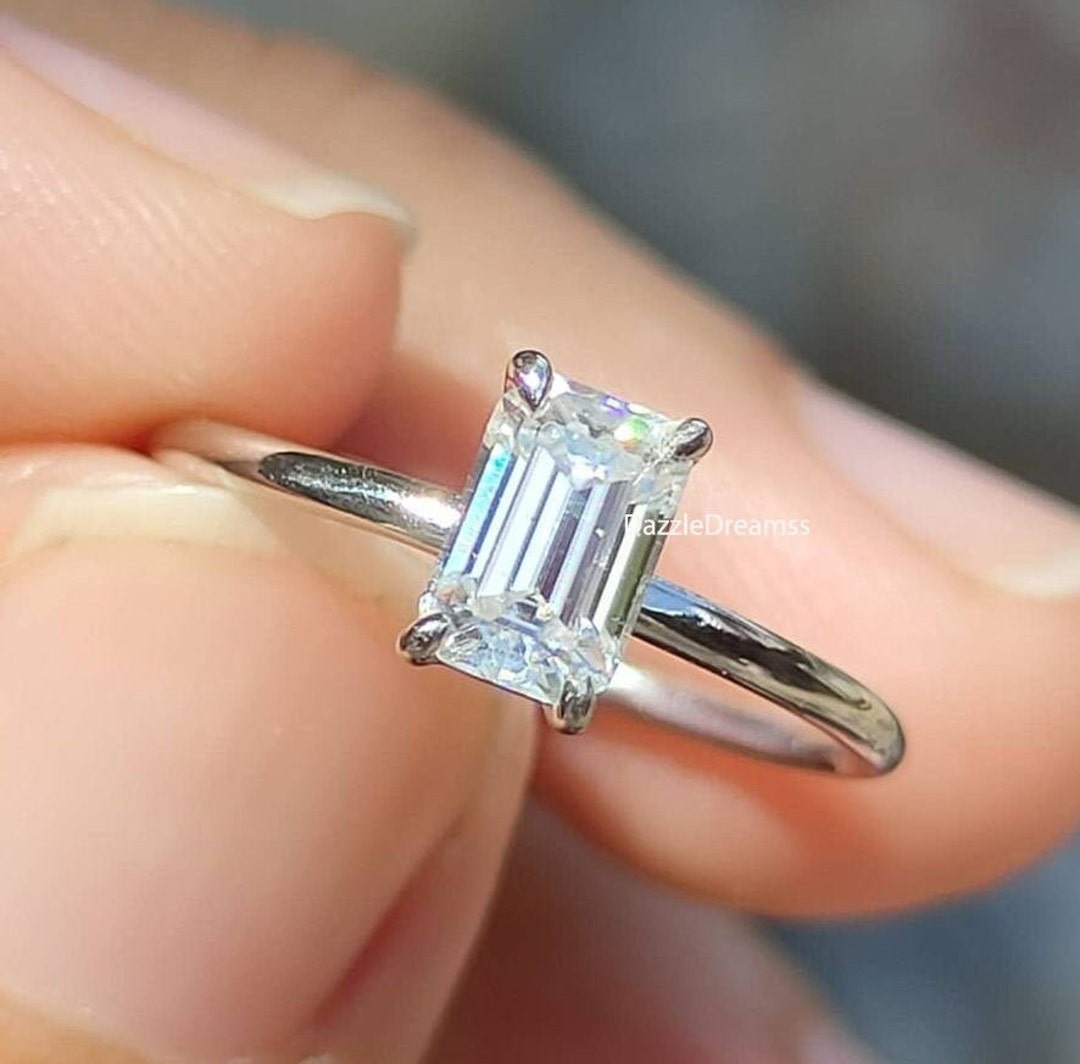 Emerald Cut Diamond Engagement Rings NZ