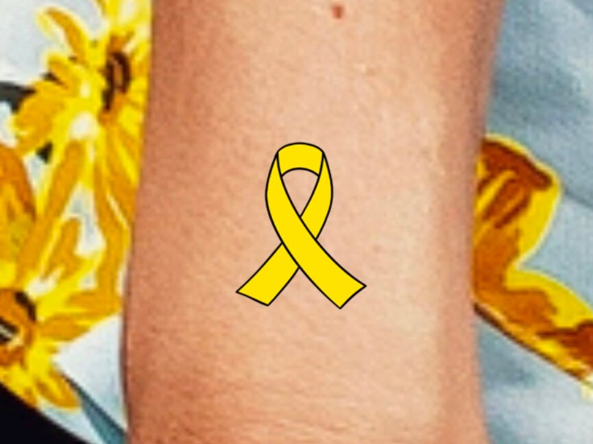 Tatouage Ruban Cancer S30a634fcc30b417bb546a879fb1ed