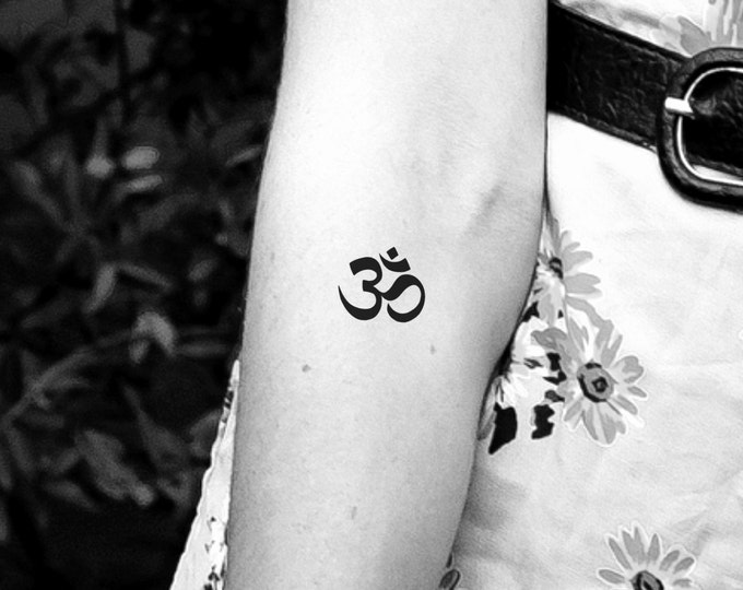 Ohm Symbol Temporary Tattoo / small tattoo / yoga tattoo / tiny tattoo