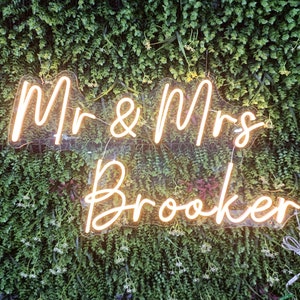 Mr e Mrs Insegna al neon personalizzata / Decorazione romantica per matrimoni al neon / Sfondo fotografico al neon LED personalizzato / Regalo al neon per gli sposi / Insegna al neon fatta a mano