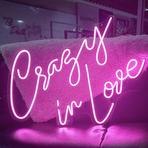 Crazy in Love Neon Neon Wedding Sign, Engagement Neon Sign, Bedroom Neon  Light, Neon Word Sign, Crazy in Love Bridal, Neon Decorations 