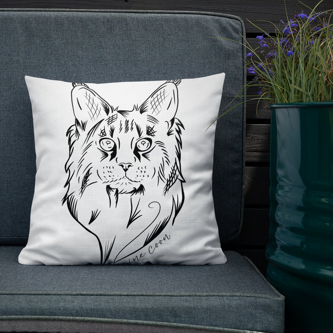 maine coon pillow