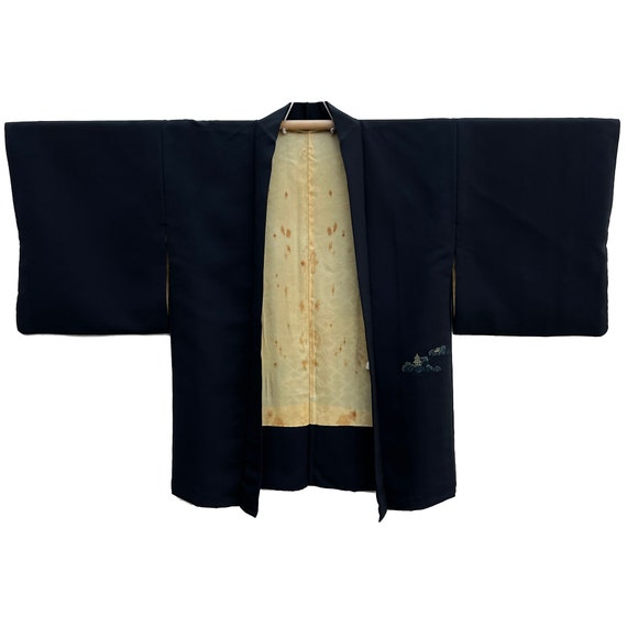 Black silk crepe urushi haori with landscape patt… - image 3