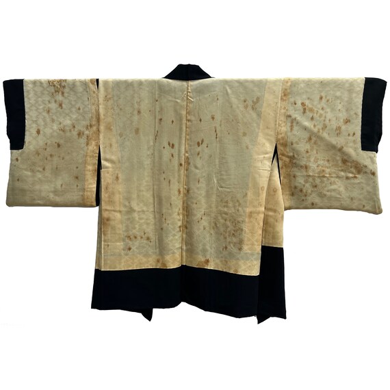 Black silk crepe urushi haori with landscape patt… - image 5